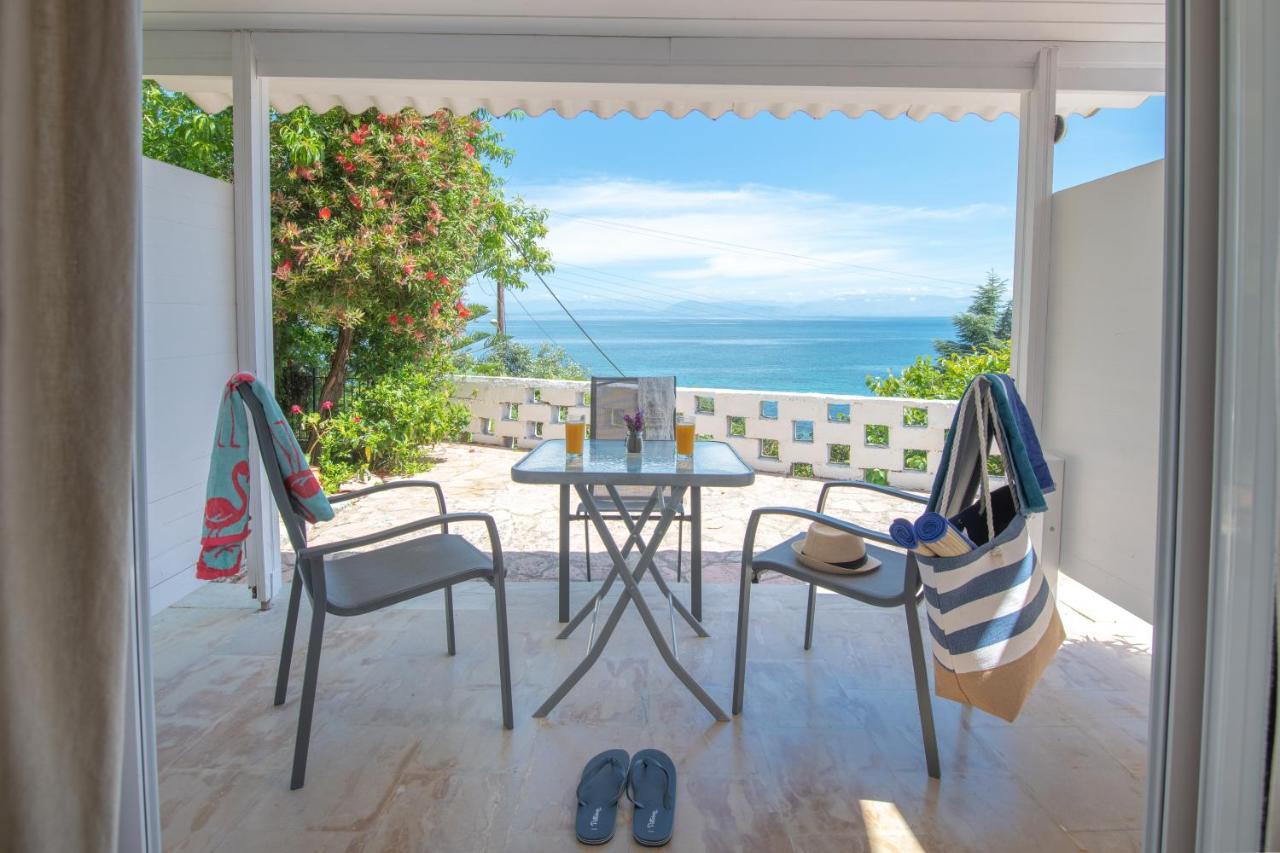 Eden Sea View Studios Mesongi Luaran gambar